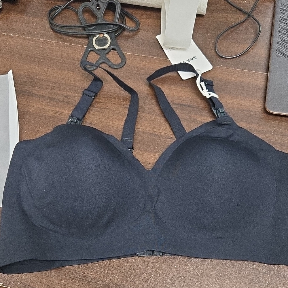 MomCozy Size 3XL Black Women's Wirefree Nursing Bralette